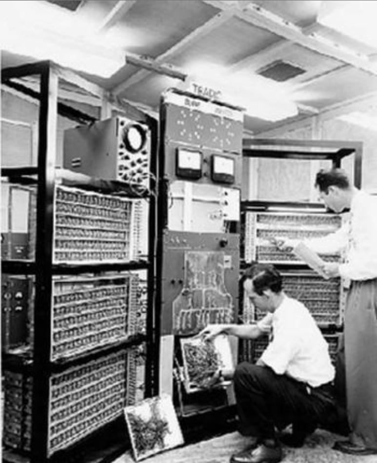 中央处理器演进历程_CPU发展史_微处理器与外设大学教程