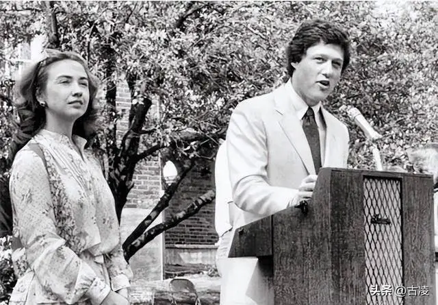 希拉里以牙还牙真相_克林顿莱温斯基丑闻_克林顿偷情视频