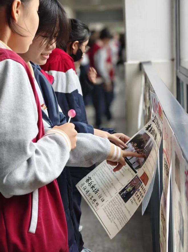 笔锋跃动,镜采青春!银初八年级语文组带你“玩转”新闻实践!