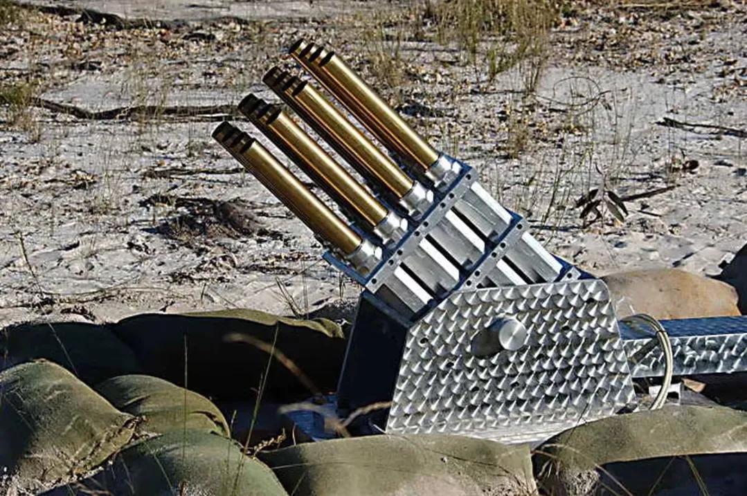 金属风暴武器系统_合金风暴飞机_无人机拦截系统