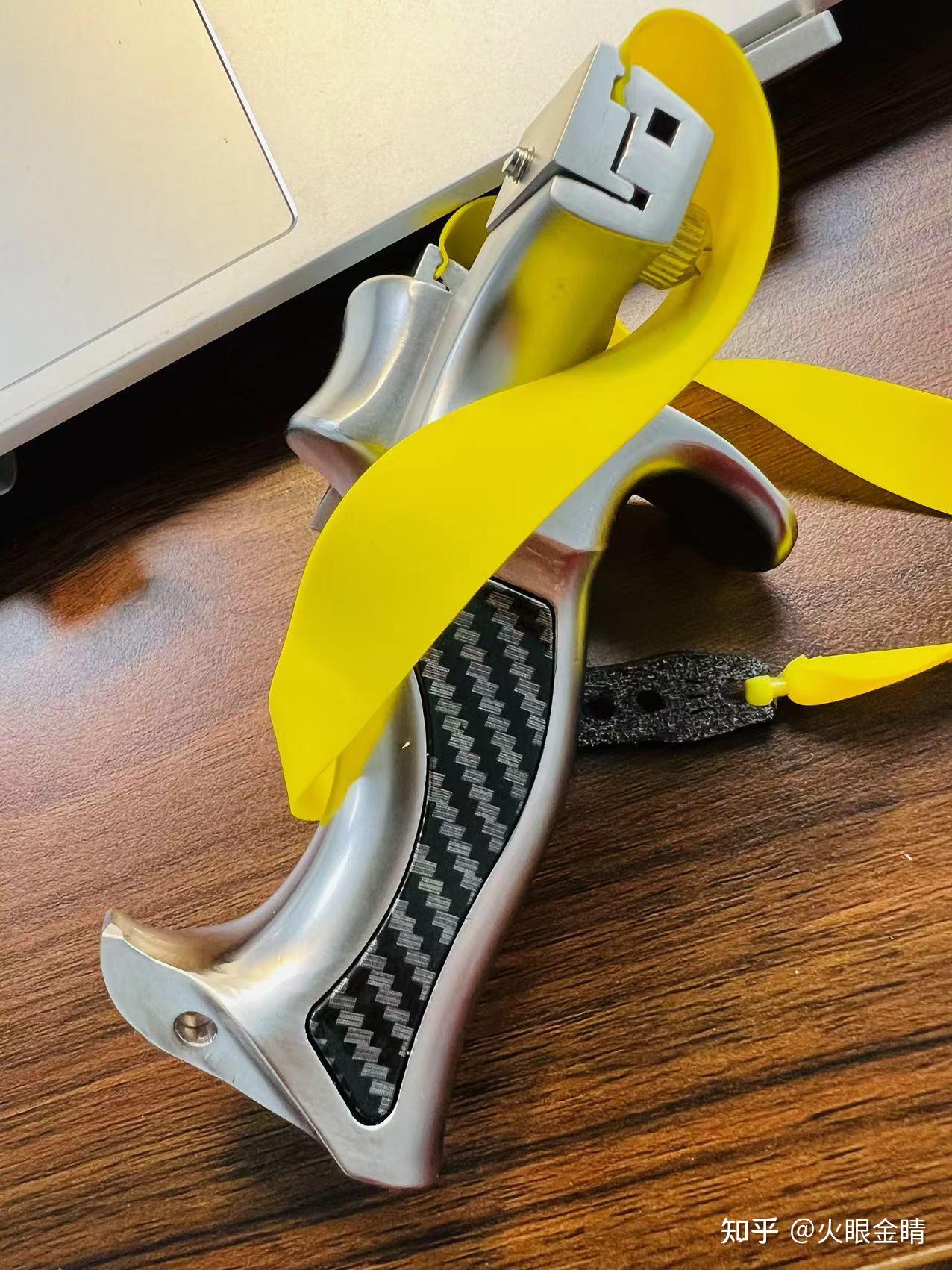 新手入门玩弹弓，买哪种弹弓比较合适？