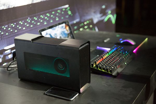 Razer Blade Stealth超极本_雷蛇笔记本是什么系统_雷蛇灵刃潜行版售价
