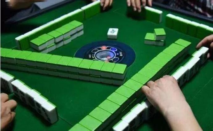中国麻将“攻占”美国?海外网友在线求助:教我