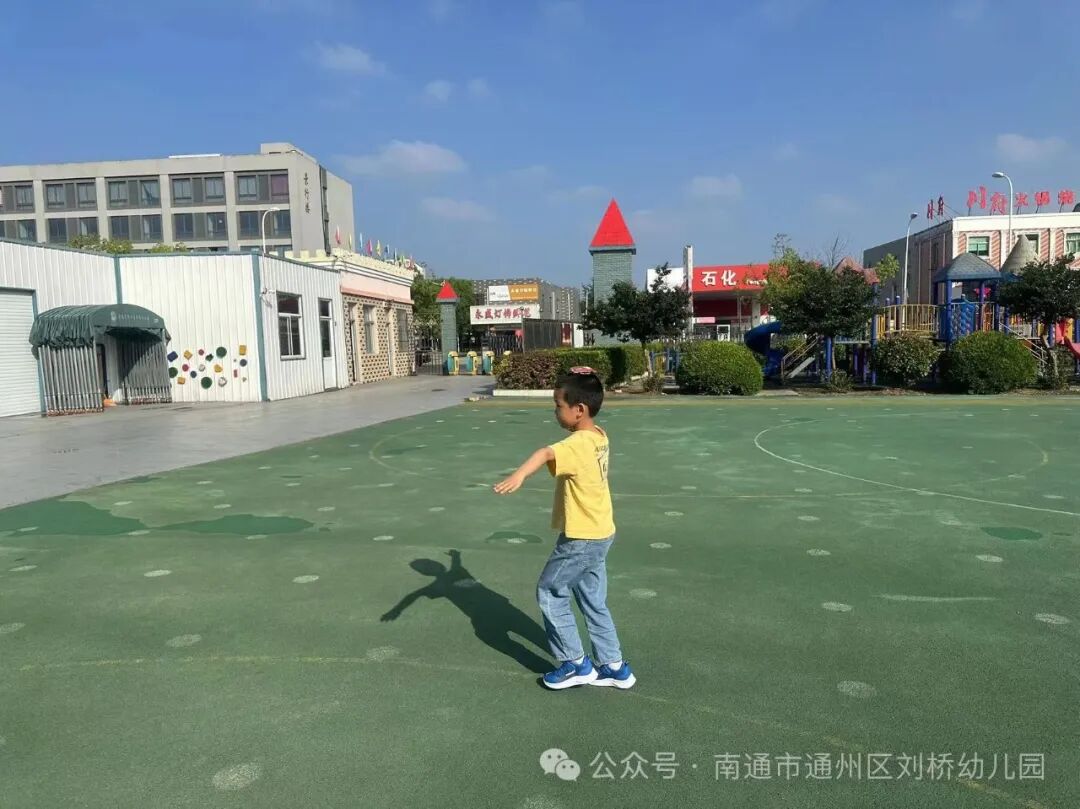 沙包里面可以放什么_沙包游戏规则图片设计_幼儿沙包游戏玩法