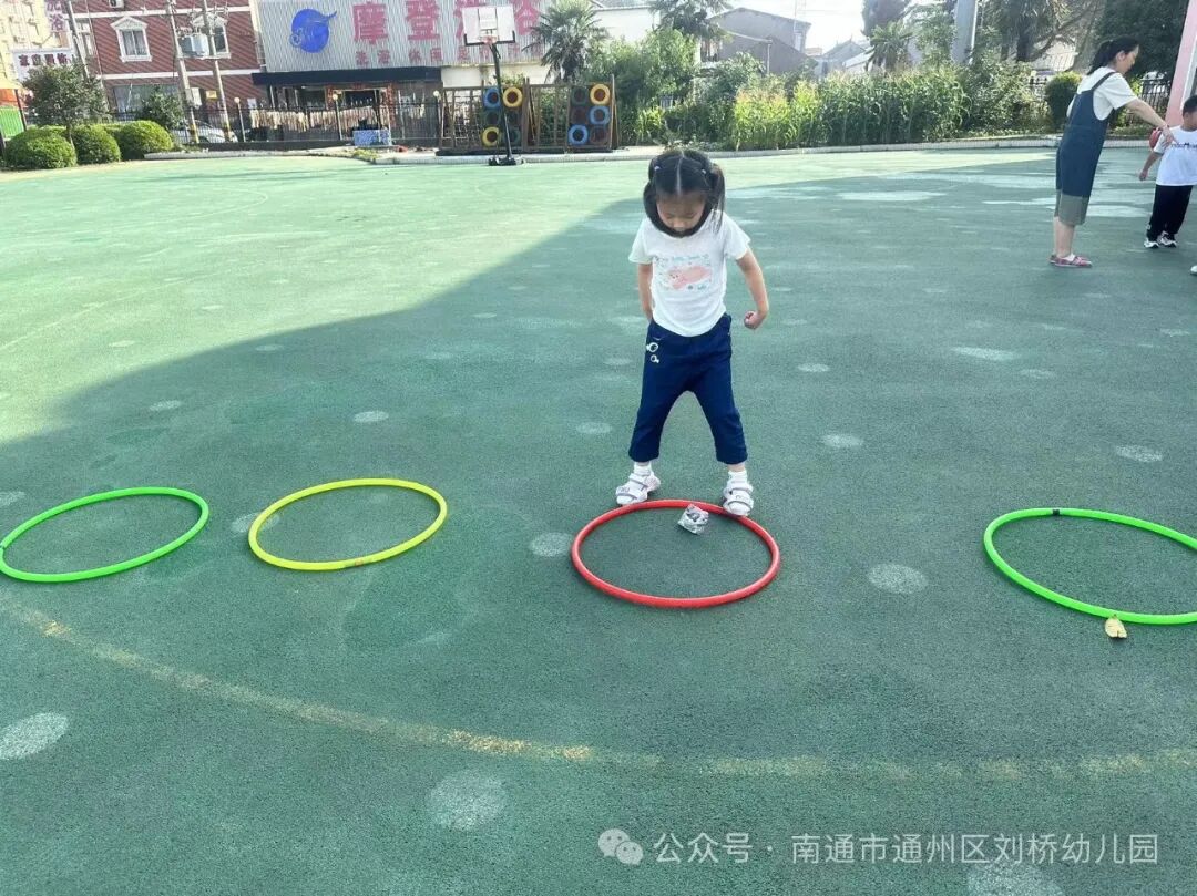 幼儿沙包游戏玩法_沙包里面可以放什么_沙包游戏规则图片设计