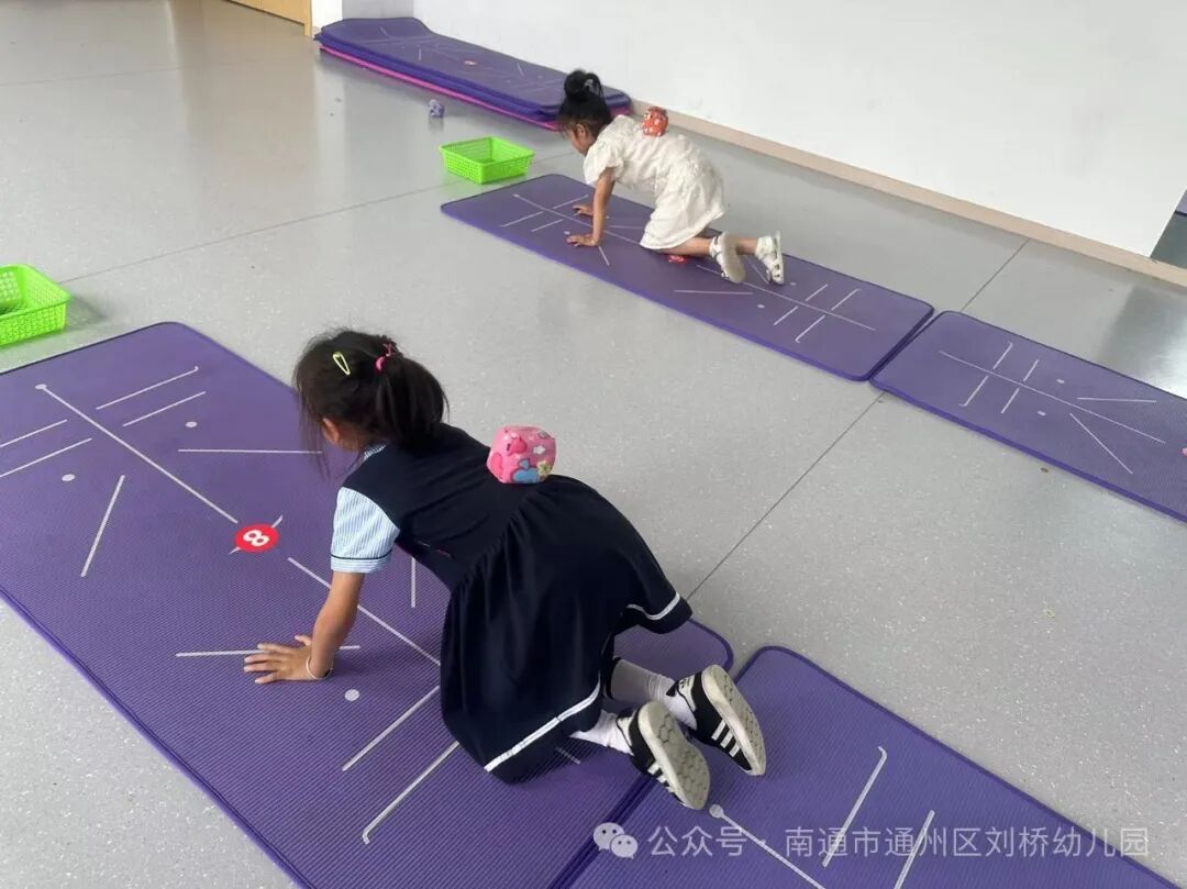 沙包游戏规则图片设计_沙包里面可以放什么_幼儿沙包游戏玩法