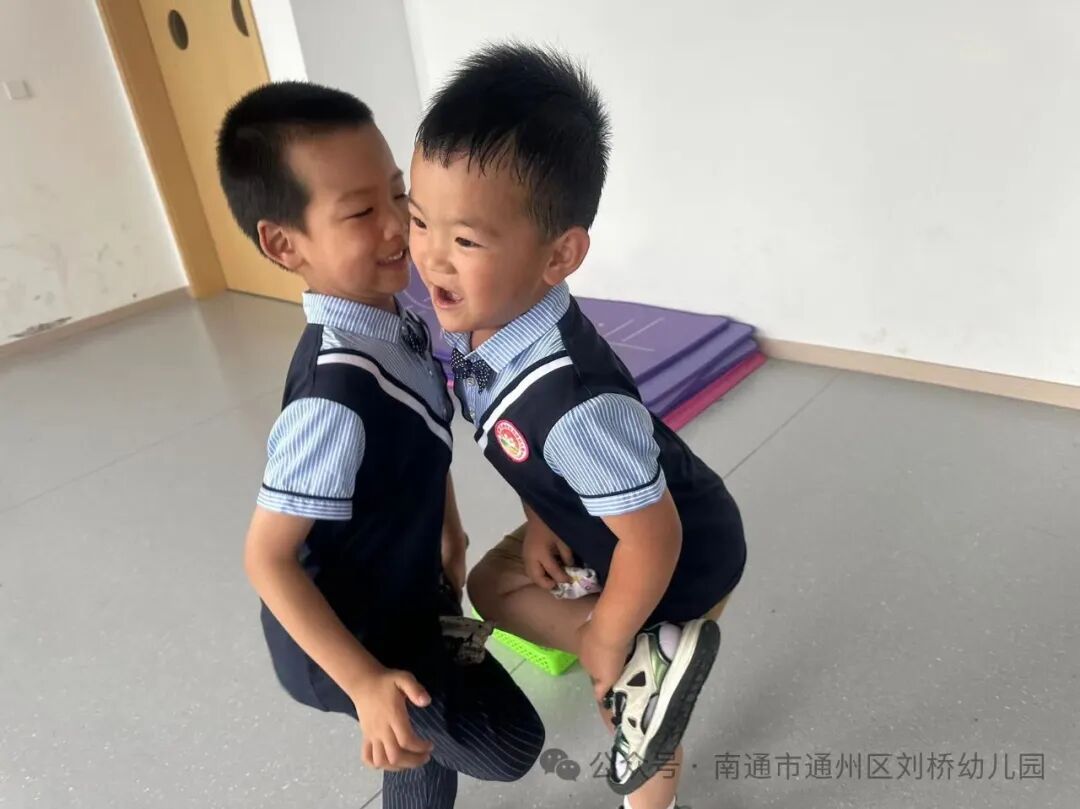 沙包里面可以放什么_沙包游戏规则图片设计_幼儿沙包游戏玩法