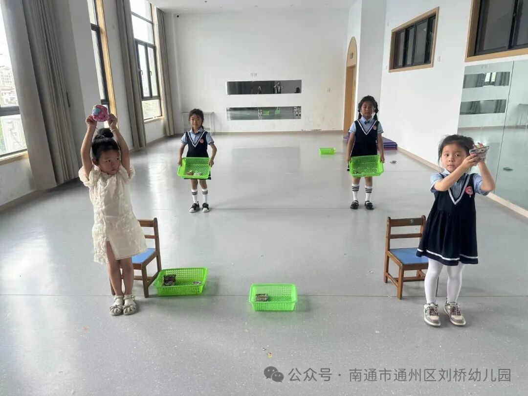 沙包里面可以放什么_幼儿沙包游戏玩法_沙包游戏规则图片设计