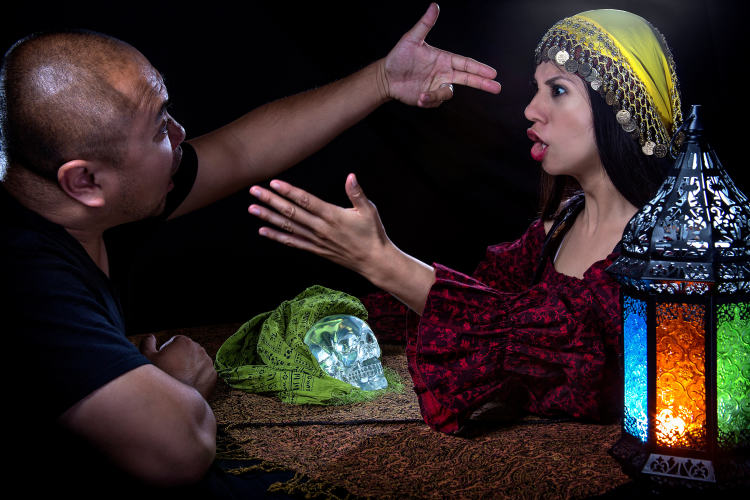 饭局狼人杀游戏规则_狼人杀游戏为什么越来越多人不喜欢玩_狼人杀社交游戏弊端分析