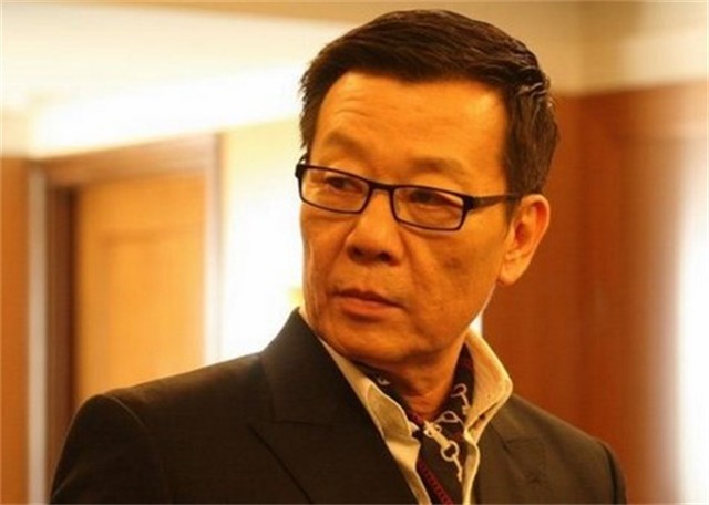 演员寇世勋：两个妻子和谐的背后，全靠我楼上楼下来回跑