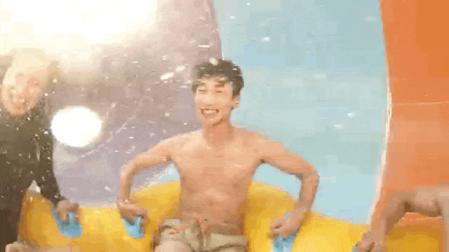 夏日沙滩滚瓜大战游戏规则_吃西瓜比赛游戏规则_丽紫欢乐水世界吃瓜挑战赛