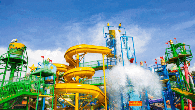 丽紫欢乐水世界吃瓜挑战赛_吃西瓜比赛游戏规则_夏日沙滩滚瓜大战游戏规则