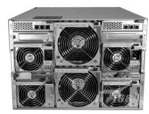 硬盘插座使用方法_服务器能插多少块硬盘_插硬盘的设备