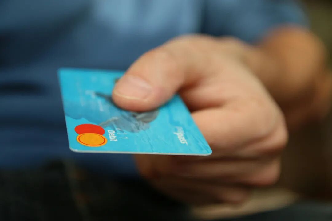 微信怎么更换实名认证、查询名下有几个账号？