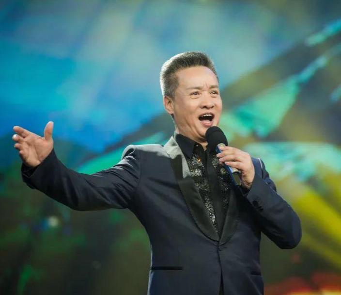 官媒亲自点名，68岁阎维文暴露真实处境，李双江一个字都没说错