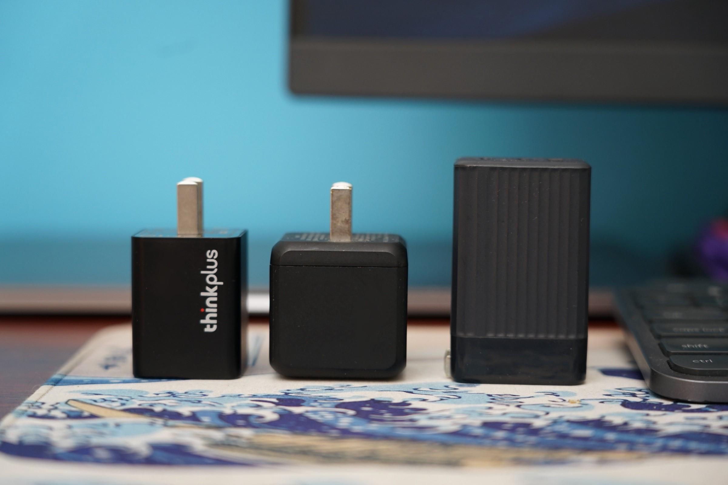 通用联想电源线电脑能用吗_通用联想电源线电脑可以用吗_联想电脑电源线通用吗