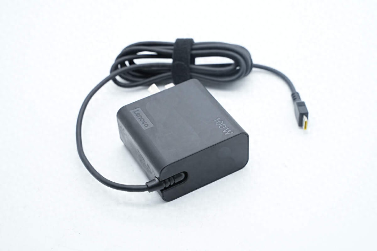 氮化镓实现小巧轻便机身，联想笔记本原装100W电源适配器拆解