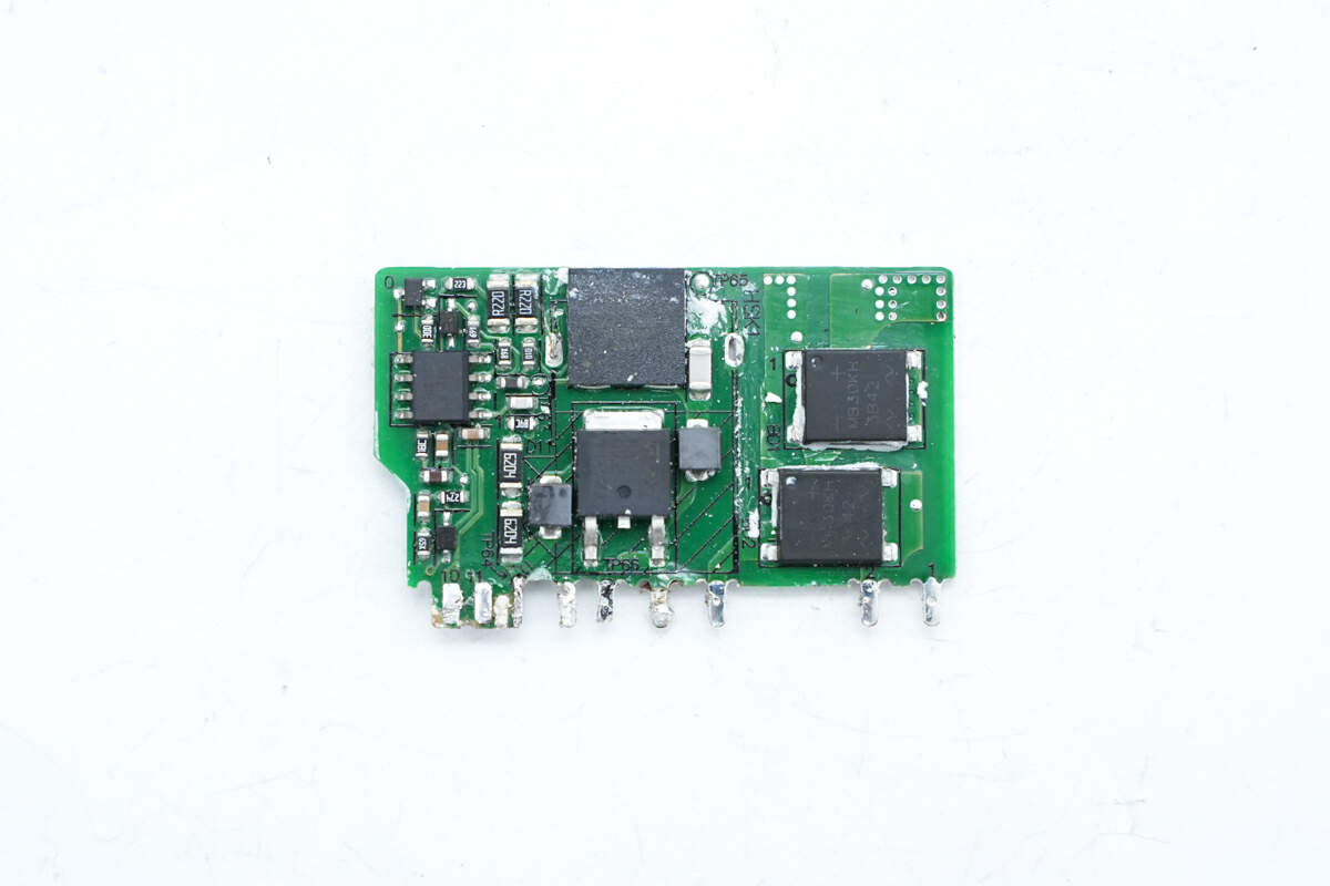 氮化镓电源适配器内部方案和用料_联想原装100W氮化镓电源适配器拆解_联想电脑电源线通用吗