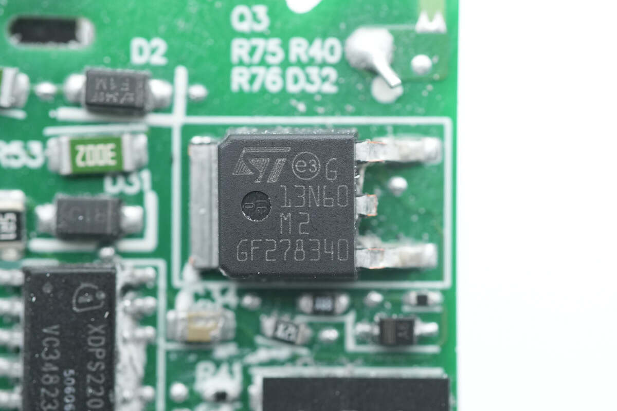 联想电脑电源线通用吗_氮化镓电源适配器内部方案和用料_联想原装100W氮化镓电源适配器拆解