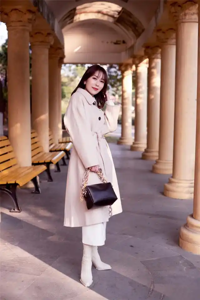 冬季穿搭腰带技巧_冬季粗细腰带搭配_如何用腰带显瘦显高