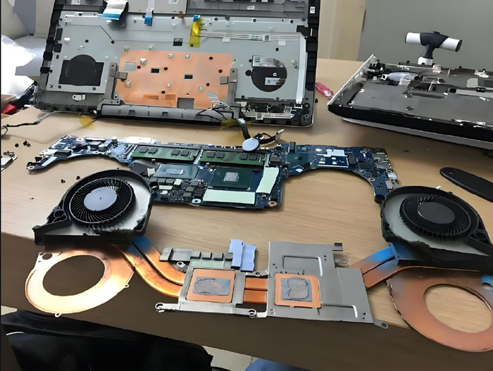 笔记本电脑清理灰尘频率_笔记本电脑多久清理一次灰尘_笔记本电脑主板电池如何取下