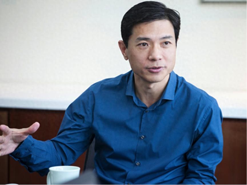 李彦宏两会四提案，三项与AI有关