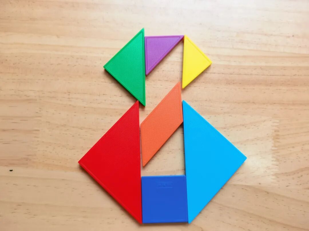 七巧板幼儿园活动_七巧板拼图游戏_智力拼图游戏