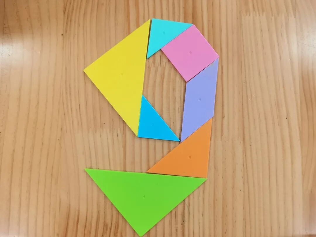 七巧板拼图游戏_智力拼图游戏_七巧板幼儿园活动