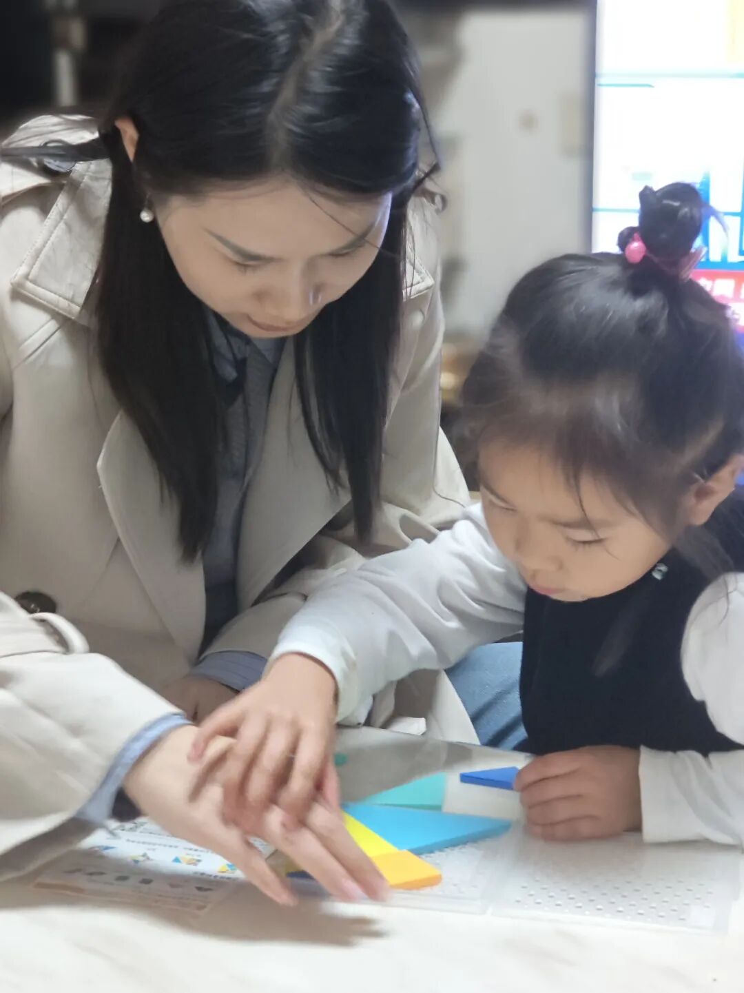 七巧板幼儿园活动_七巧板拼图游戏_智力拼图游戏