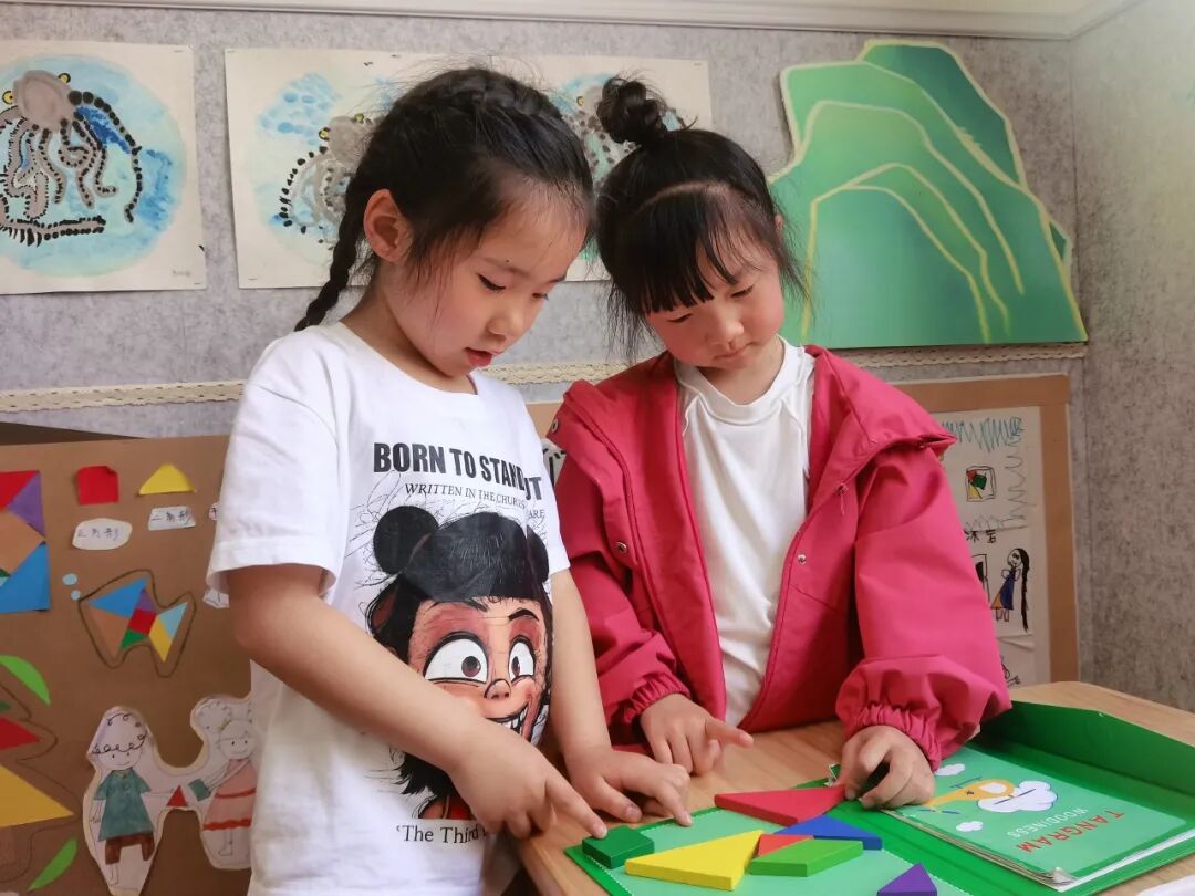 七巧板拼图游戏_智力拼图游戏_七巧板幼儿园活动