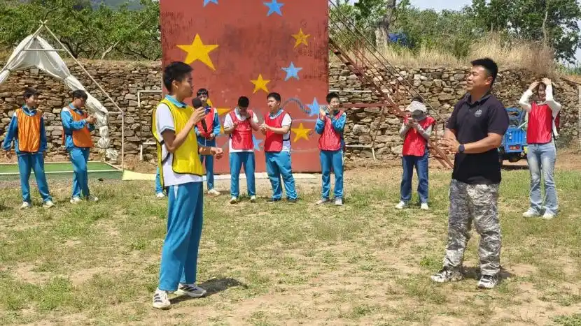 周末拓展活动_蛟龙出海拓展游戏规则_团队协作游戏