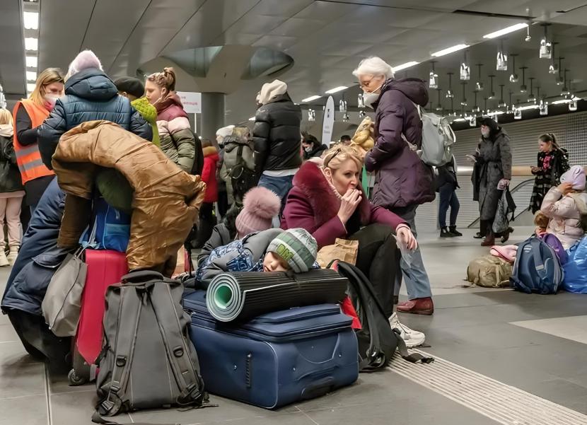 基辅寒夜生存困境_www.xw188.com_基辅撤离潮