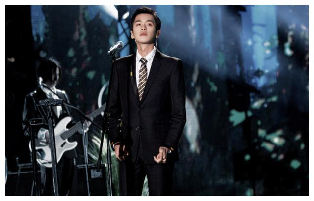 郑爽拍戏耍大牌_张若昀安静一下视频辟谣_张若昀片场耍大牌事件